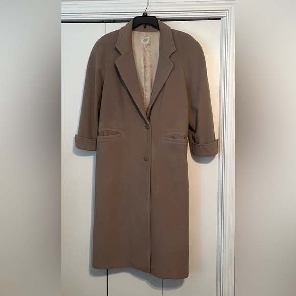 UCO Benetton Classic Ladies Camel Brown Trench Coat w/ Shoulder Pads | 80% Wool - Picture 1 of 11